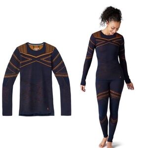 NWOT  Smartwool Intraknit 200 Wool Blend Base Layer Navy merino Women's Medium.